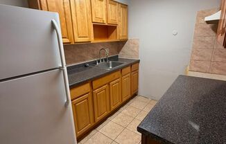 1 bed, 1 bath, 760 sqft, $1,000, Unit H5 (1BR)