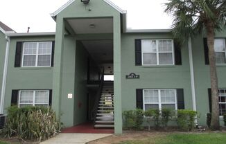 Don't miss this 2/2 in Miriada Condominium