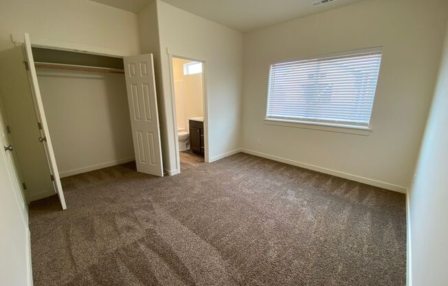 2 beds, 2.5 baths, 1,000 sqft, $1,495, Unit A130