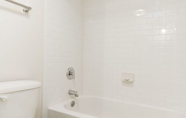 Studio, 1 bath, 400 sqft, $999, Unit ABB-1-224