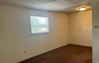 1 bed, 1 bath, $675, Unit 2