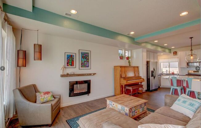 Long Realty & Property Management- 4 Bedroom in Denver