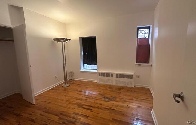 511 THATFORD AVE