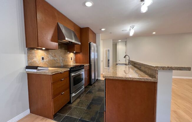 Ground Floor 1 Bedroom, 1 Bathroom Unit at "The Palms"
