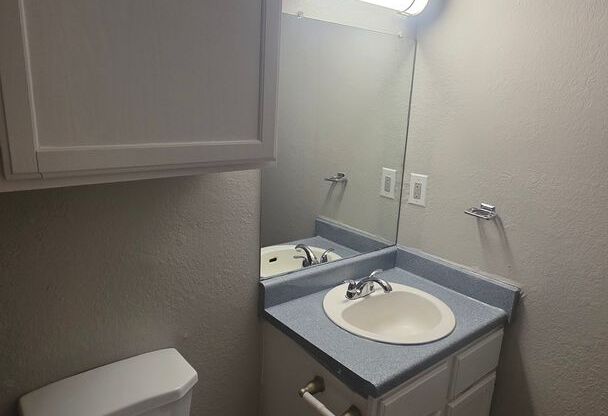 2 beds, 2 baths, 877 sqft, $1,150, Unit 1416