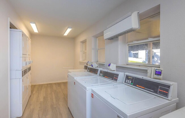 Experience the convenience of on-site laundry facilities at Distinction Apartment Homes. Enjoy modern amenities and a welcoming atmosphere tailored for your lifestyle. Visit us today to learn how you can make this space your new home!