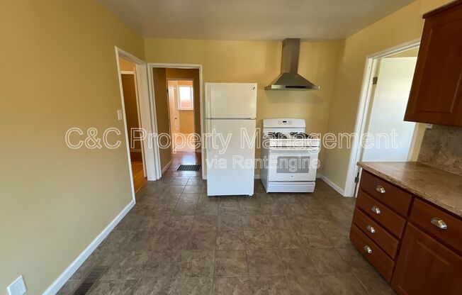 738 N 5 ST