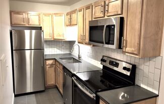 2 beds, 1 bath, 875 sqft, $2,295, Unit 202