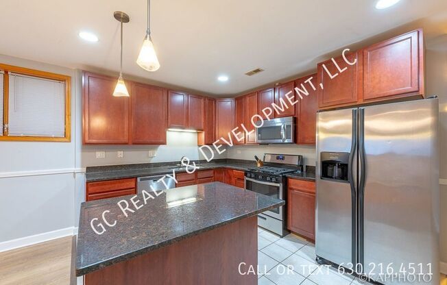 5137 S WABASH AVE