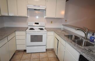 2 beds, 2 baths, 1,422 sqft, $1,350, Unit UNIT # 3009