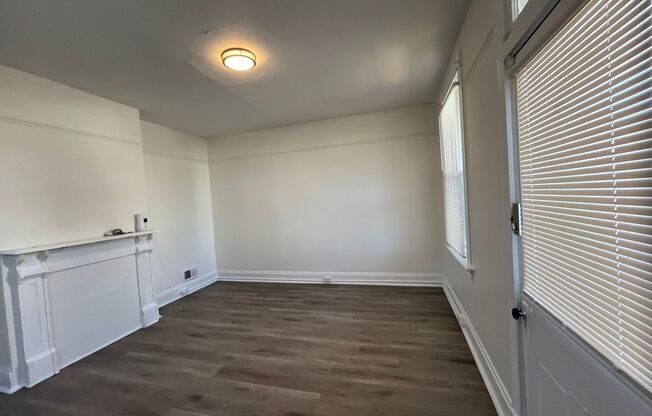 3 beds, 1 bath, $1,200