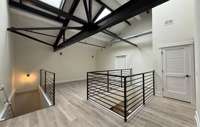 2 beds, 2 baths, 1,000 sqft, $4,985, Unit 201