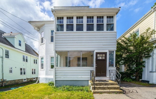 100 LANGDON AVE