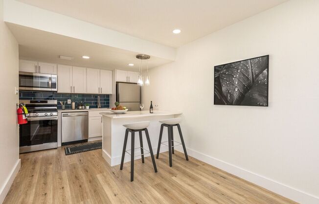 Racquet Club Apartments and Townhomes