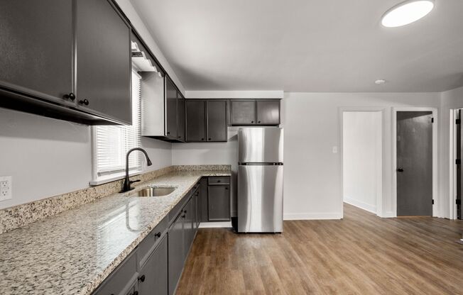 Stunning 3 bedroom home in Brookline available July 1!