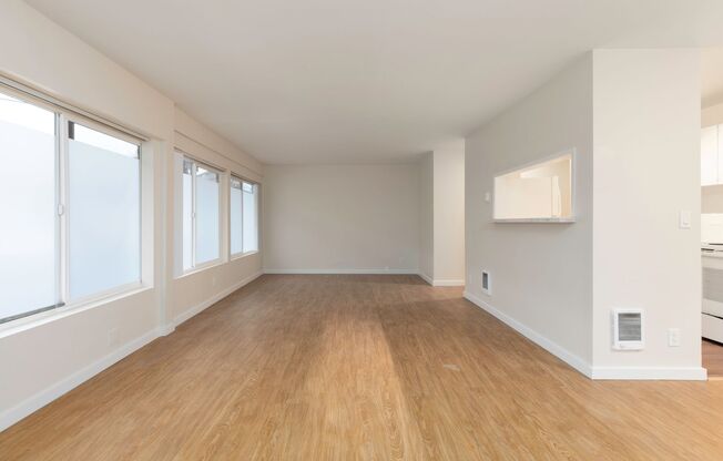 2 beds, 1 bath, 970 sqft, $2,395, Unit 009