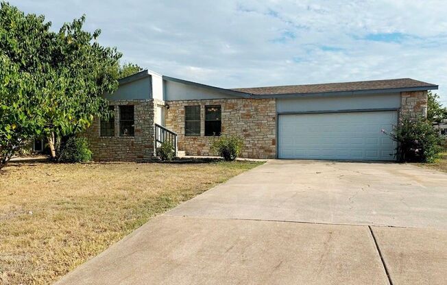 Great 3-2 located in Leander for rent!
