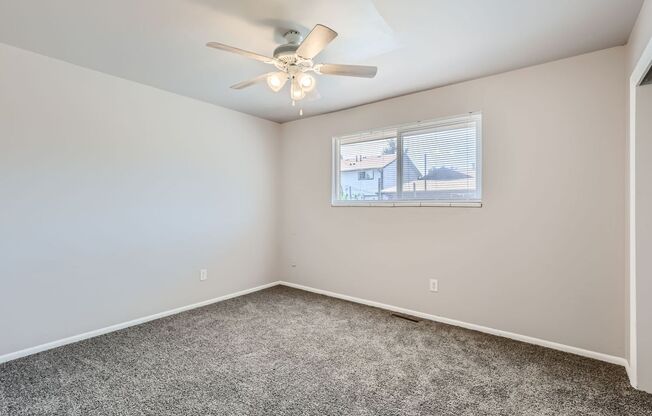 3 beds, 1 bath, $2,100