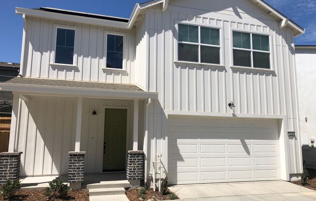 BEAUTIFUL FOLSOM HOME IN GATED COMMUNITY!!