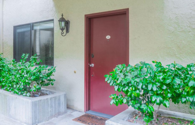 Charming 2 Bed, 2 Bath Condo in Santa Clara