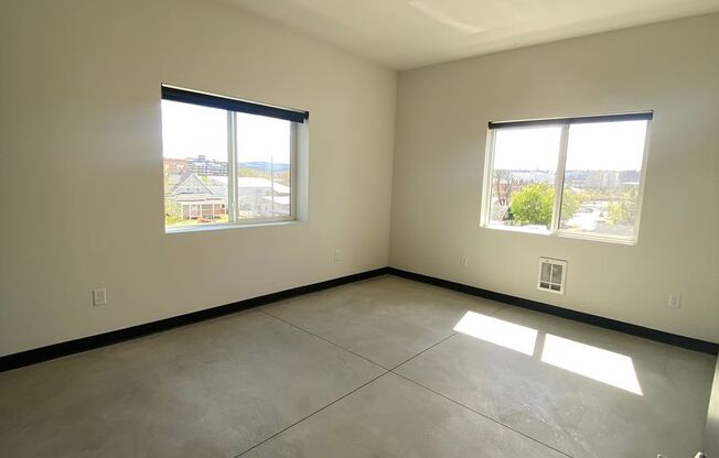 1 bed, 1 bath, 700 sqft, $1,295, Unit Unit 303