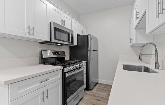 1 bed, 1 bath, 489 sqft, $1,695, Unit 726-04