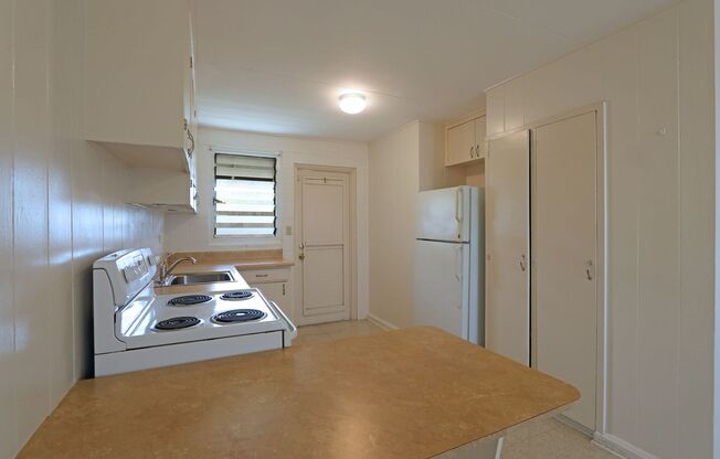 2 beds, 1 bath, 480 sqft, $1,850, Unit A-1