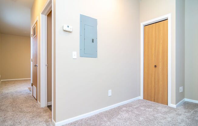 Studio, 1 bath, 450 sqft, $600, Unit 1920-5