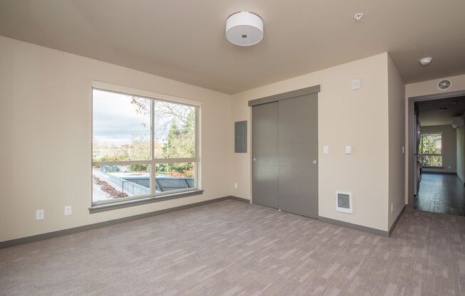 1 bed, 1 bath, 755 sqft, $1,650, Unit 2102