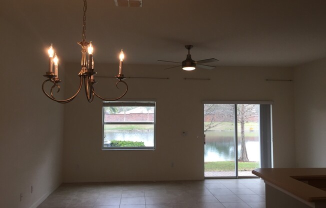 Pond view!!  3Bed/2.5Bath/1car Garage Townhouse in the Gated community of Heritage Commons.