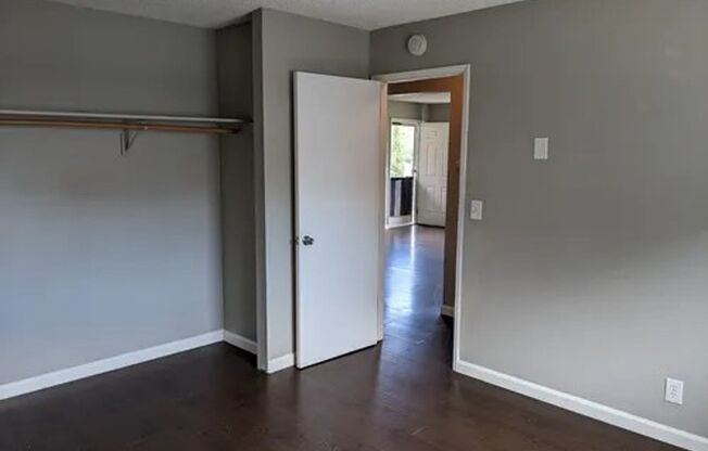 2 beds, 1 bath, 800 sqft, $1,695, Unit #3