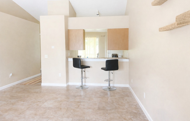 2/2 In Hunter's Reserve - Water included in rent