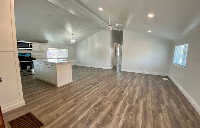 19205 Ronald Ave.