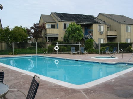 Country Club Villa Apartments Swimming Pool #2