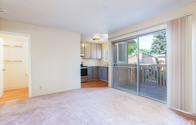 90 LUND AVE