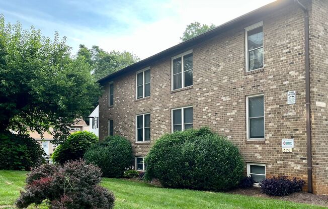 15th Street Apartments Available!