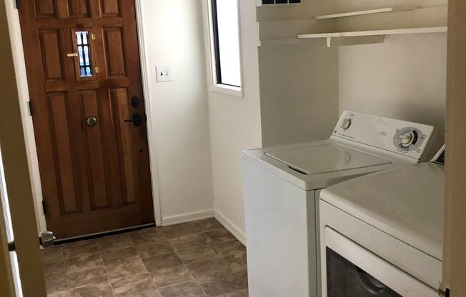 1 bed, 1 bath, 722 sqft, $1,060, Unit 1