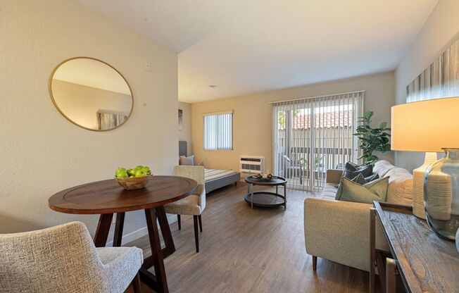 Studio, 1 bath, 468 sqft, $1,995, Unit B19