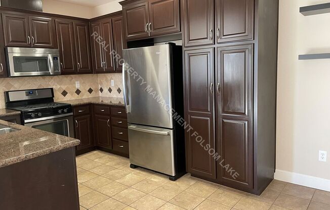 3 bedroom, 3 bathroom condo at The Rivage in Folsom!