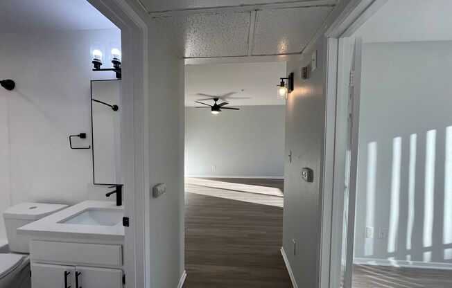 2 beds, 1.5 baths, 1,150 sqft, $1,998, Unit 305