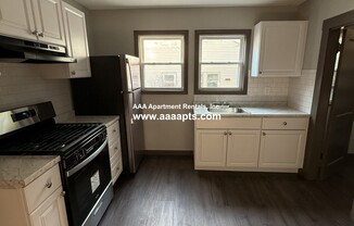 7 BERRY ST