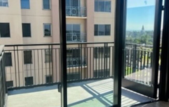 Studio, 1 bath, 406 sqft, $2,495, Unit 813