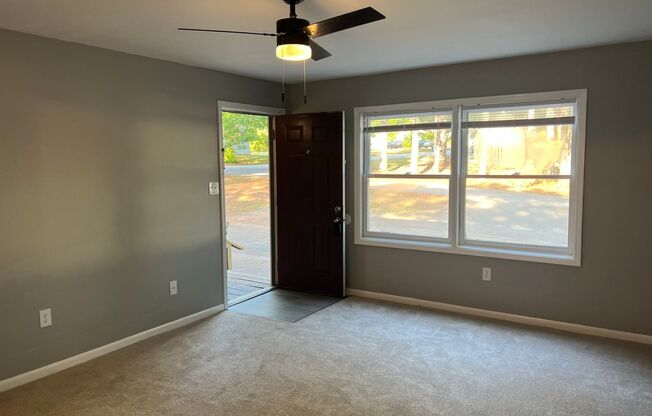 Renovated 2 Bed/2 Bath Unit Across from Vet School in East Athens