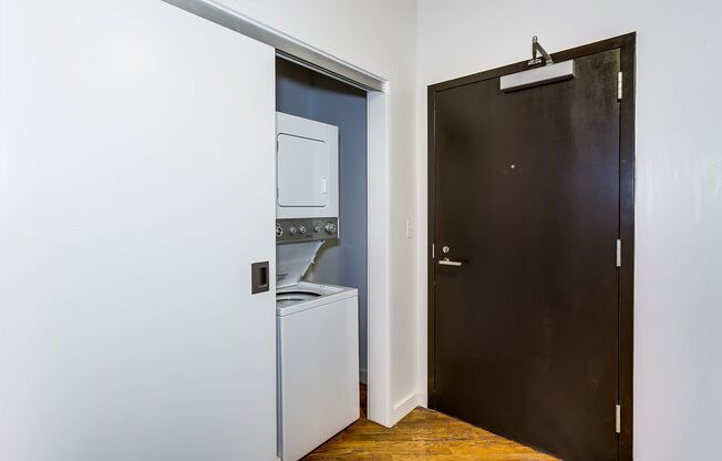 1 bed, 1 bath, 624 sqft, $995, Unit Loft S