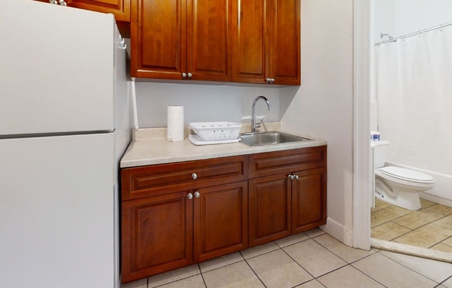 Studio, 1 bath, 350 sqft, $2,580, Unit 3FR