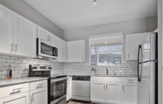 9225 GARLAND DR
