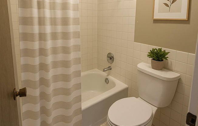 1 bed, 1 bath, 719 sqft, $1,250, Unit 105