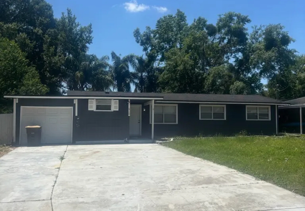 6750 SNOW WHITE DR