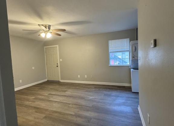 2115 Pasco Street Apt B
