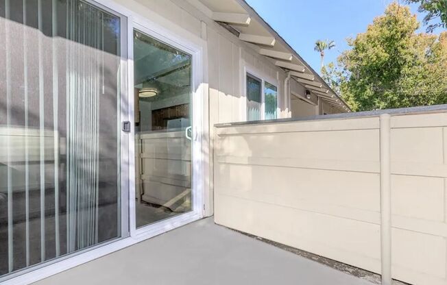 2 beds, 1.5 baths, 840 sqft, $1,420, Unit 14-209